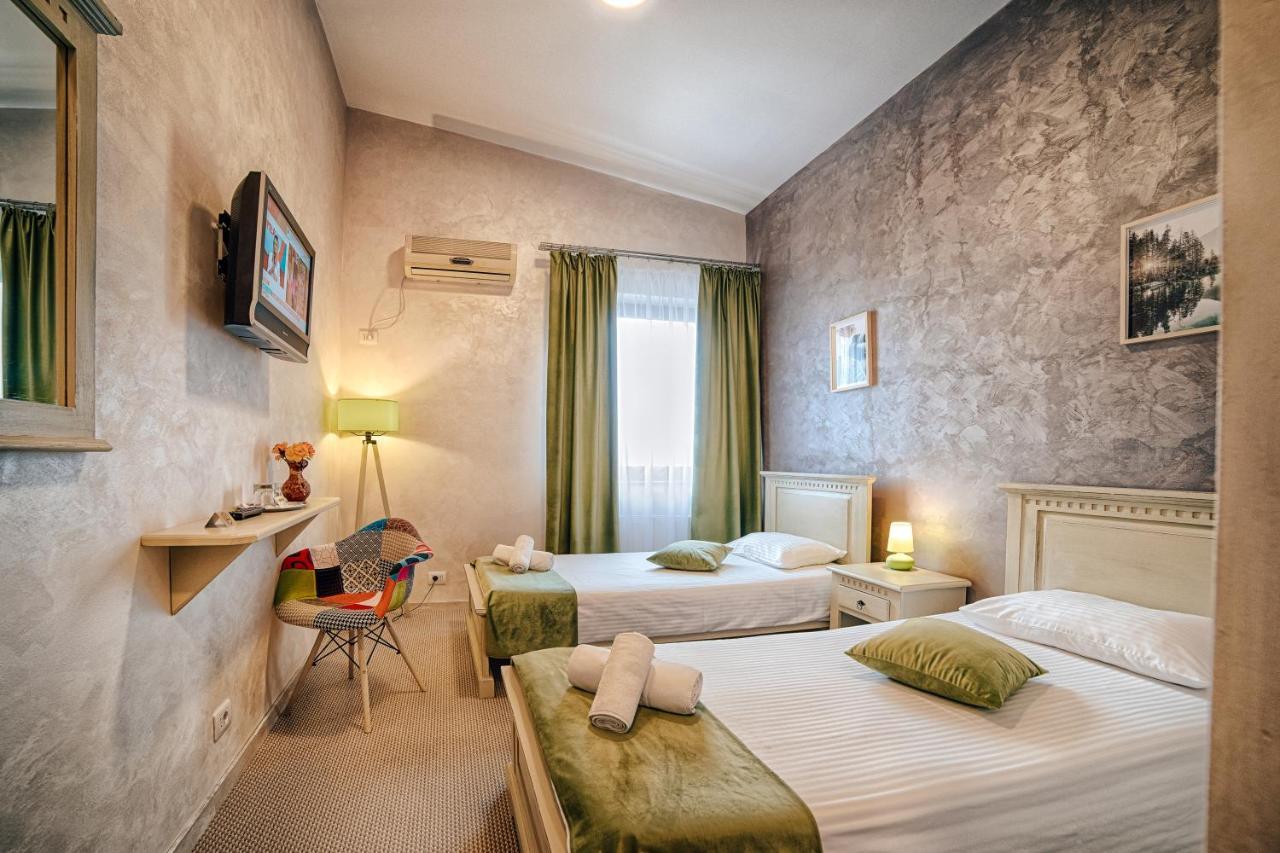 Hostel Casa Vatra Rădăuţi Exteriér fotografie