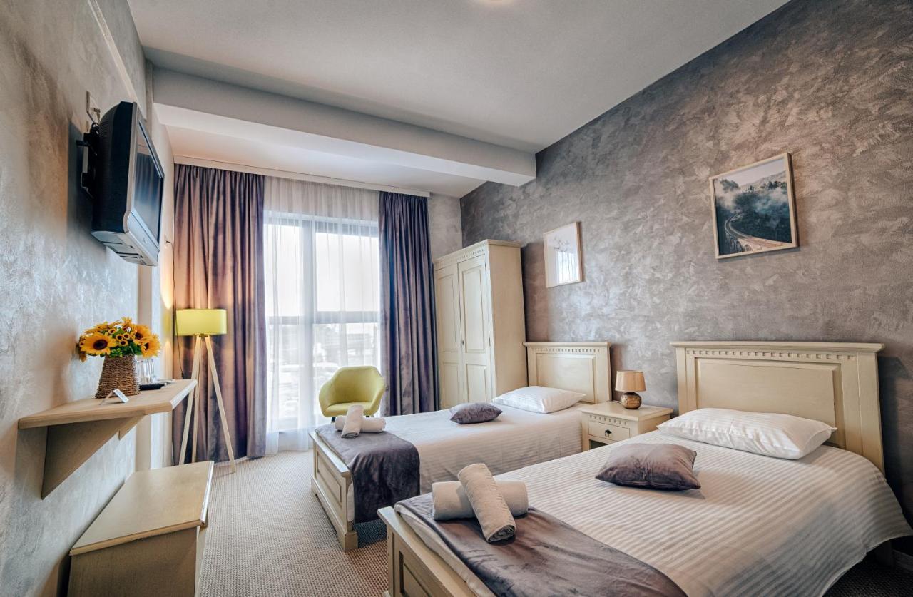 Hostel Casa Vatra Rădăuţi Exteriér fotografie
