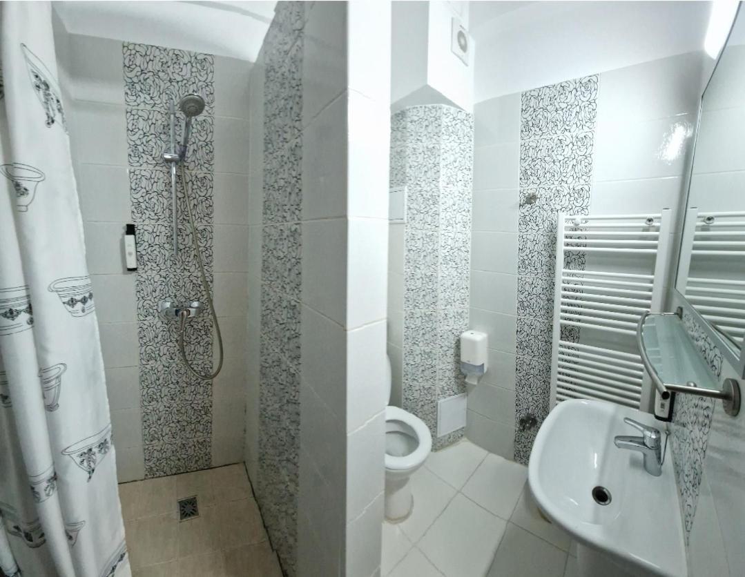 Hostel Casa Vatra Rădăuţi Exteriér fotografie