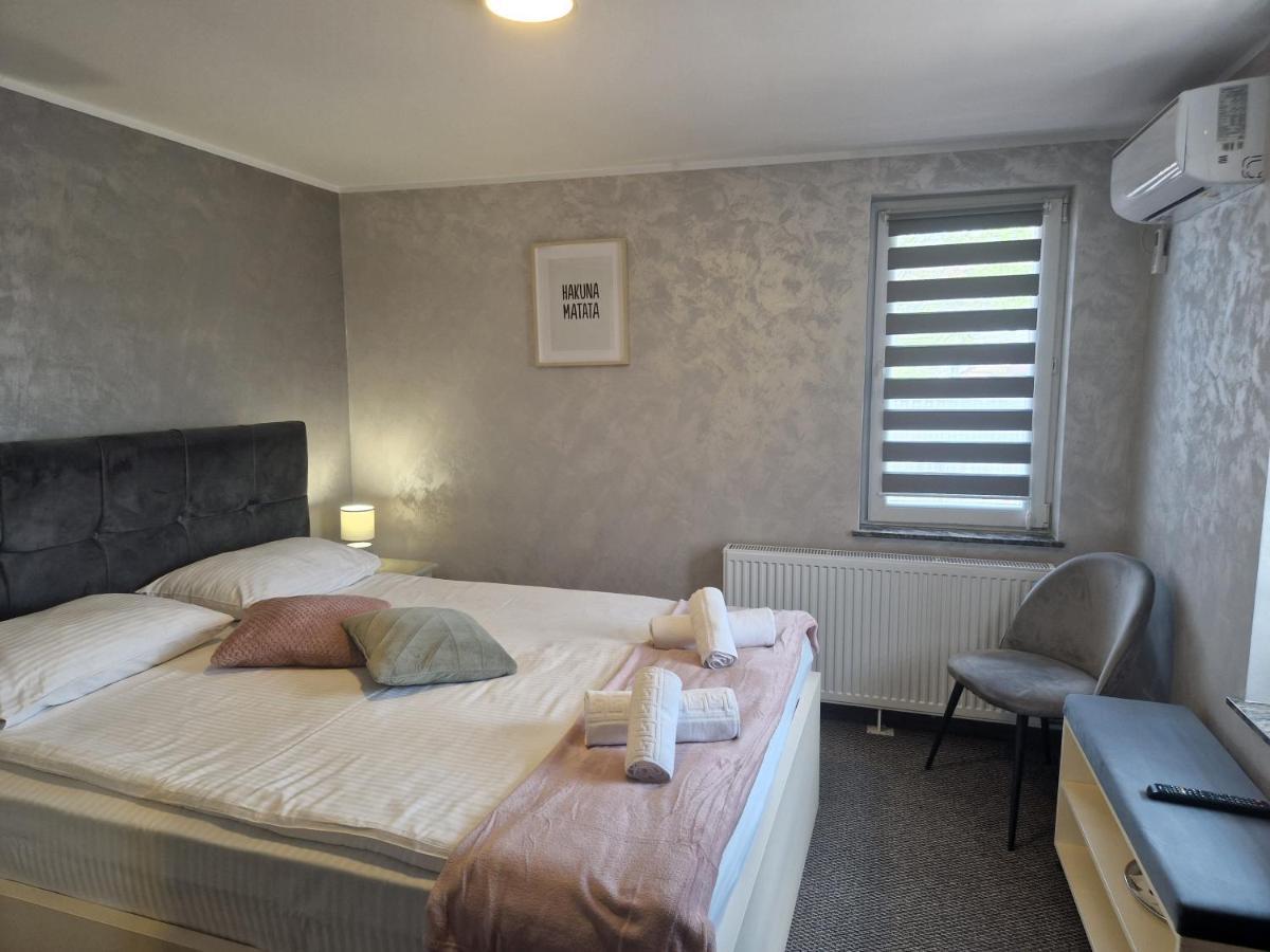 Hostel Casa Vatra Rădăuţi Exteriér fotografie