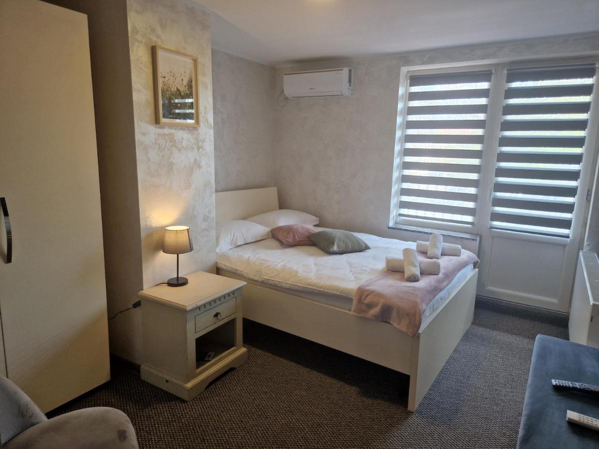 Hostel Casa Vatra Rădăuţi Exteriér fotografie